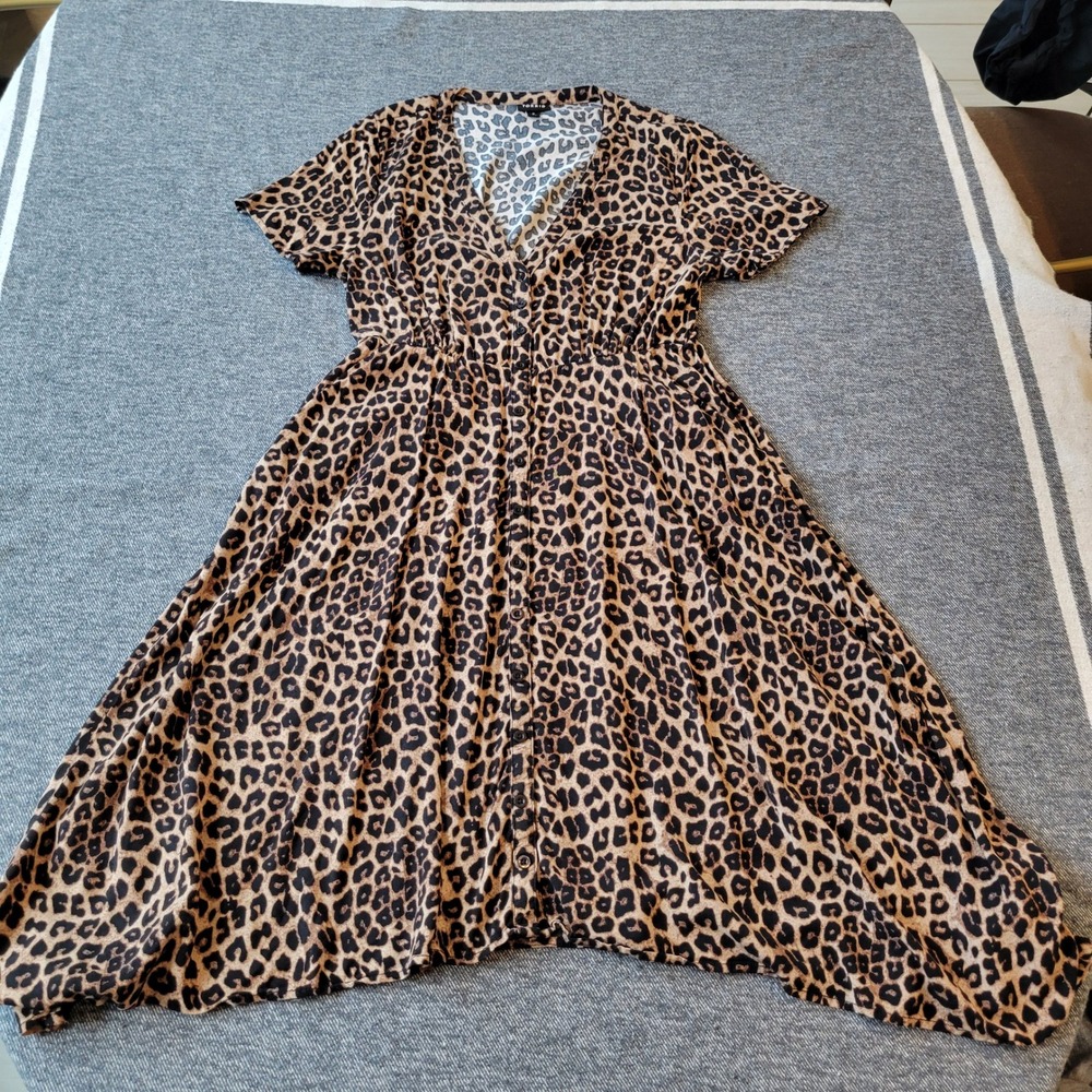 Torrid Leopard Print Button Front Midi Dress Brown Black Animal Size 0 L/XL - Picture 1 of 6